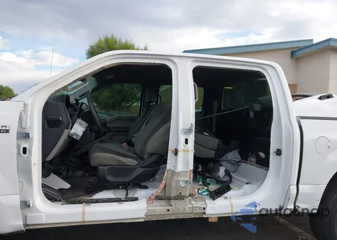 2017 Ford F-150 Xl z USA, uszkodzony, nr VIN 1FTEW1E80HKC18044